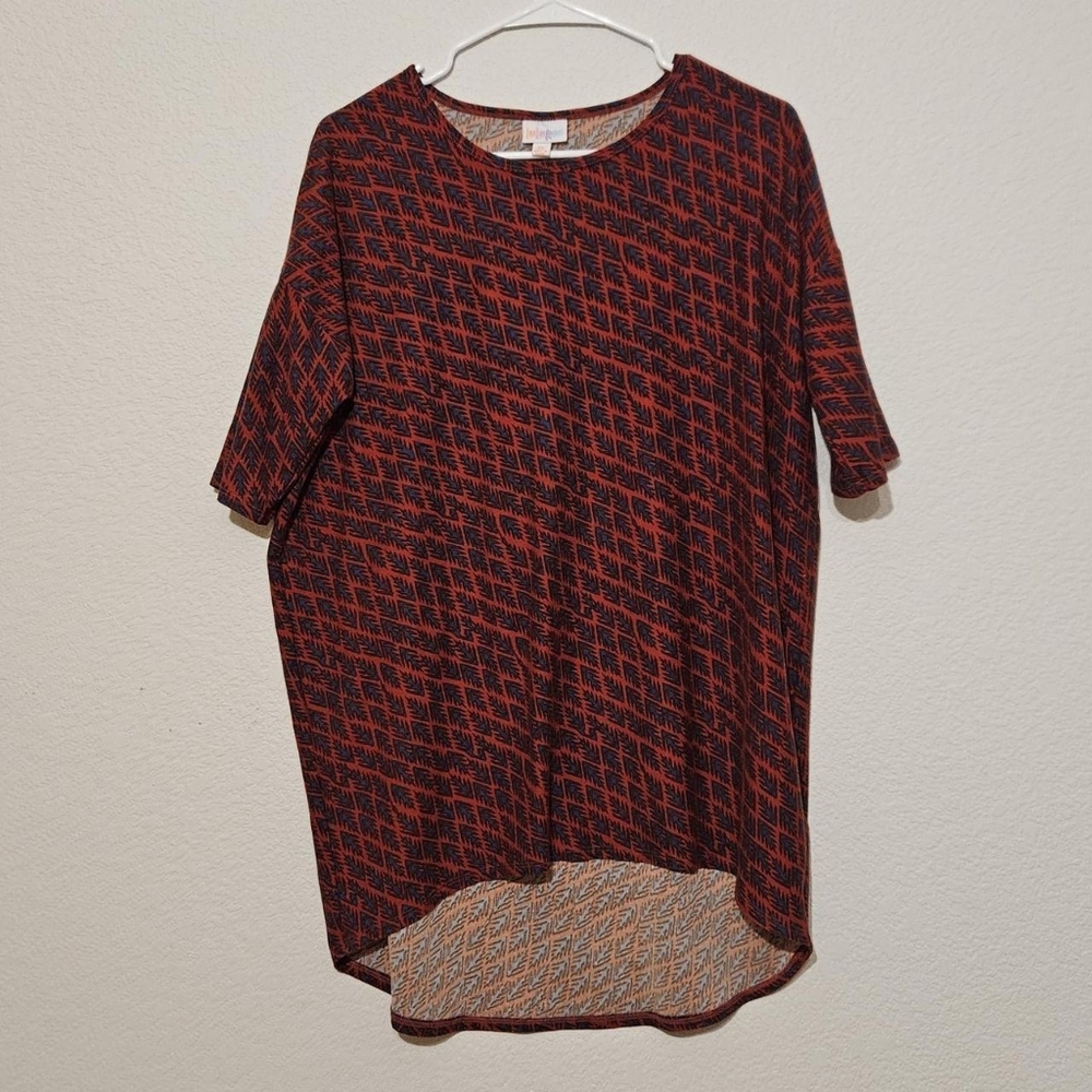 LuLaRoe Geometric Patterned Top
